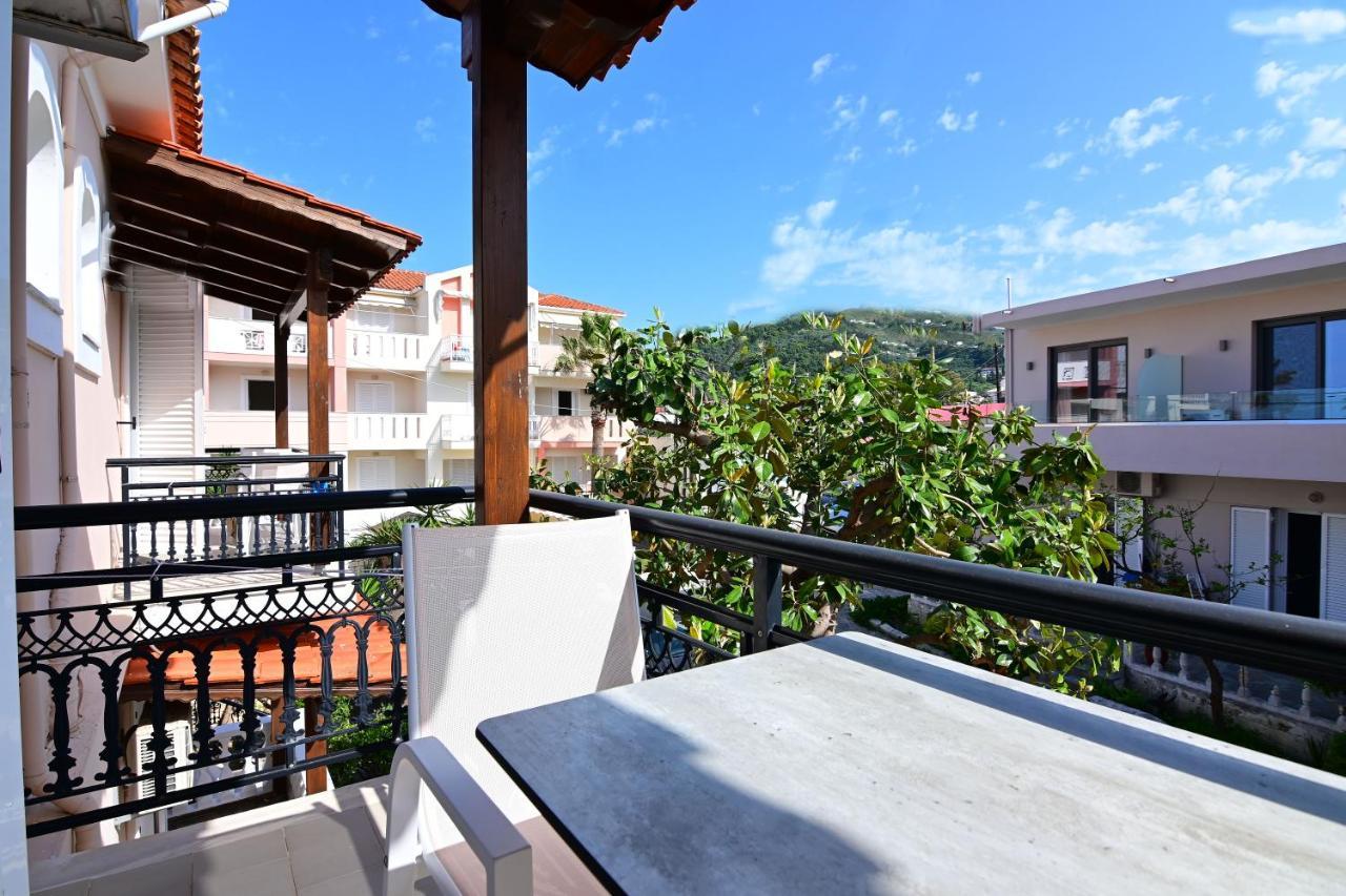 Nadia'S Studios & Apartments In Argasi, Sea-View Ngoại thất bức ảnh
