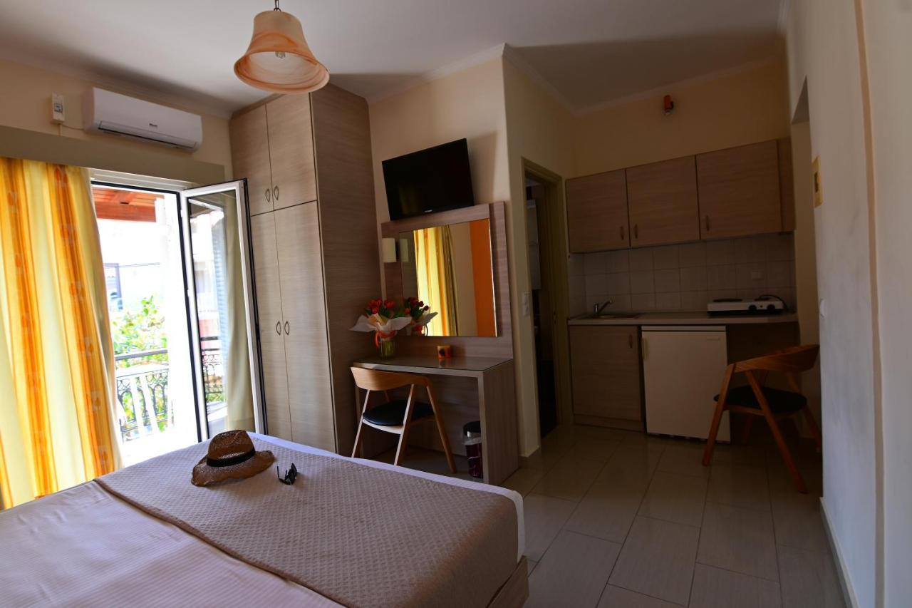 Nadia'S Studios & Apartments In Argasi, Sea-View Ngoại thất bức ảnh