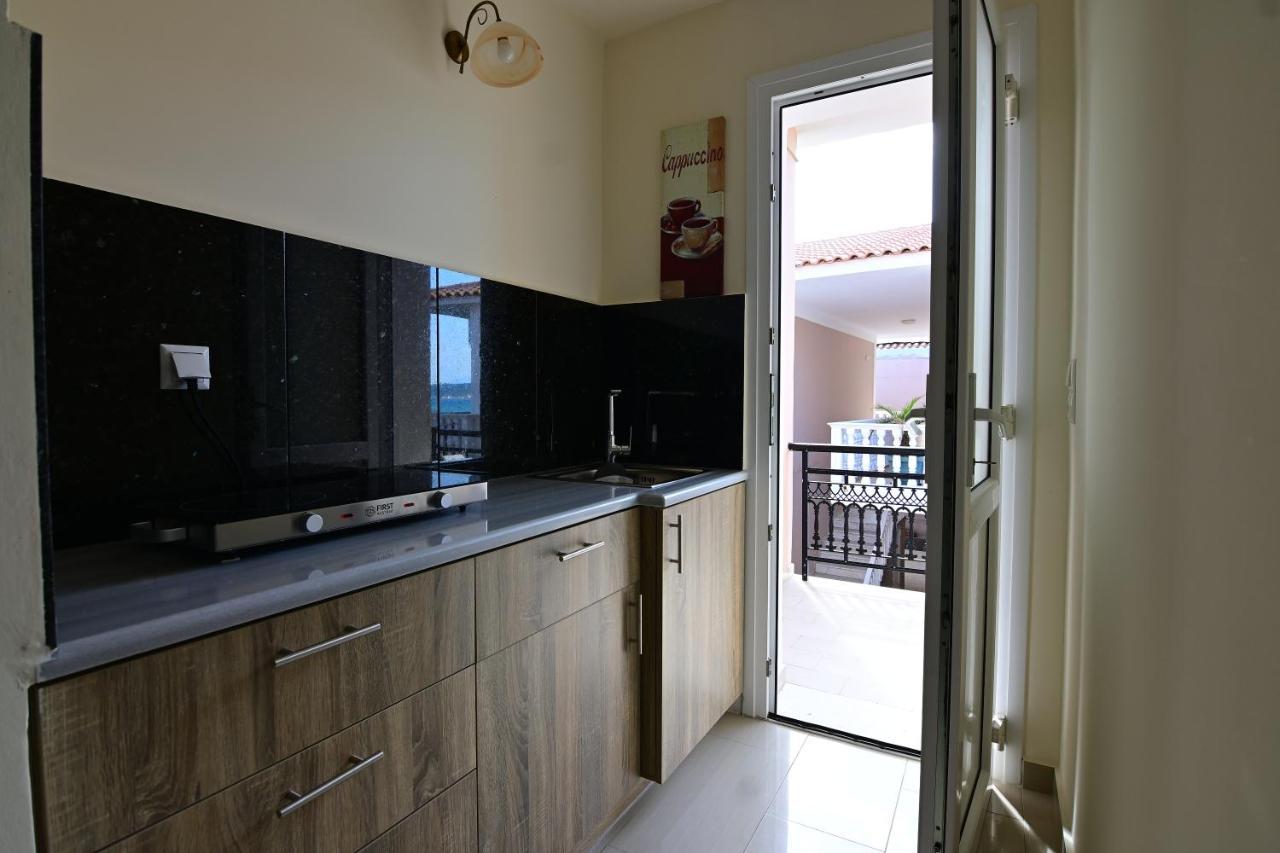 Nadia'S Studios & Apartments In Argasi, Sea-View Ngoại thất bức ảnh